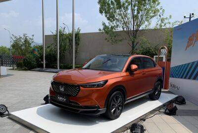 Kia Seltos - Honda представила новый бюджетный кроссовер XR-V - autostat.ru - Китай - Япония