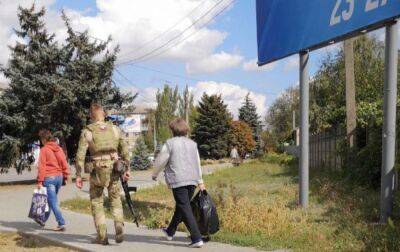 Автоматники ходять по квартирах мелітопольців: примушують голосувати "правильно" - rbc.ua - Україна - Росія - місто Мелітополь
