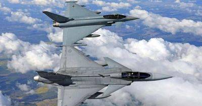 Немецкие истребители Eurofighter и шведский Gripen провели совместные учения для НАТО - gagadget.com - Германия - Швеция